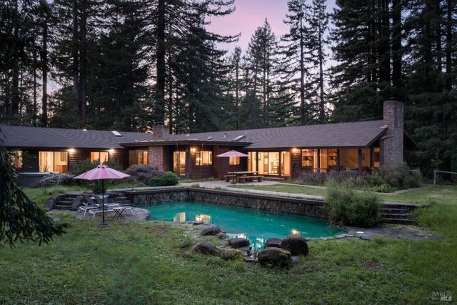 1650 Jonive Rd, Sebastopol, CA 95472