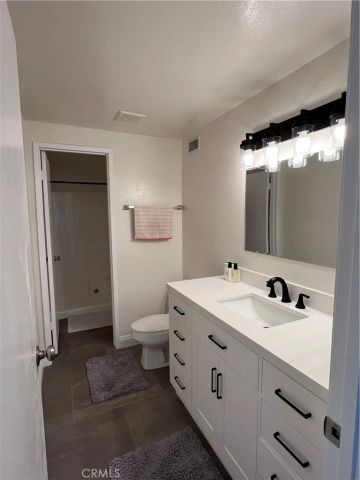 1415 Concord Avenue, Fullerton, CA 92831