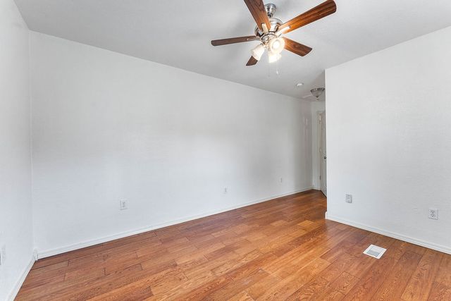 1138 N West End Street, Springdale, AR 72764