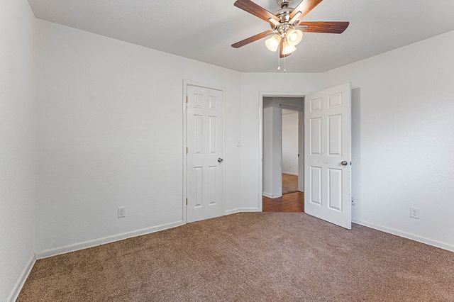 1138 N West End Street, Springdale, AR 72764