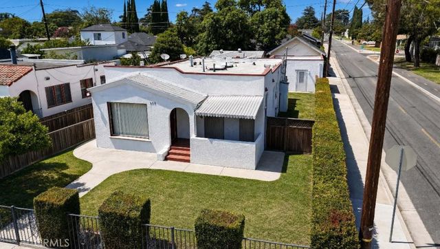 335 Beverly, Santa Ana, CA 92701