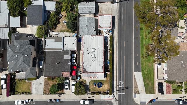 335 Beverly, Santa Ana, CA 92701