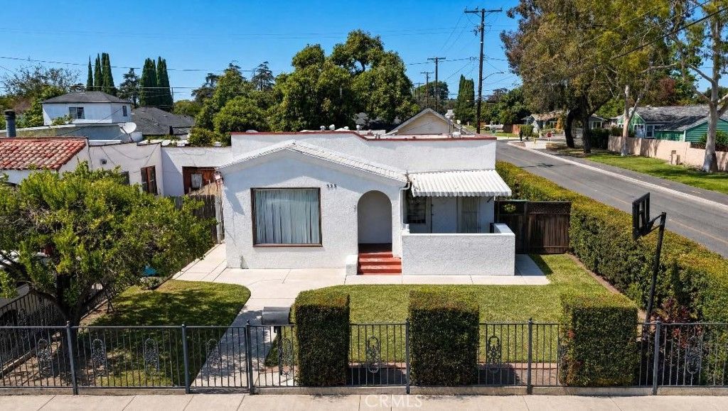 335 Beverly, Santa Ana, CA 92701