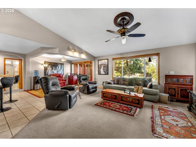 14010 Ne 53RD St, Vancouver, WA 98682