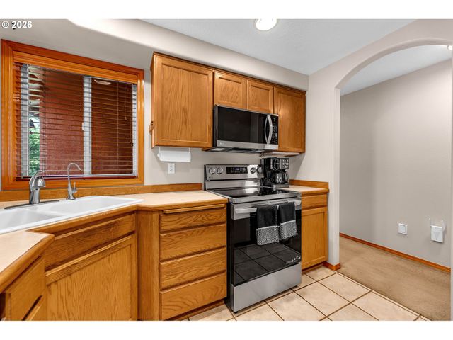 14010 Ne 53RD St, Vancouver, WA 98682