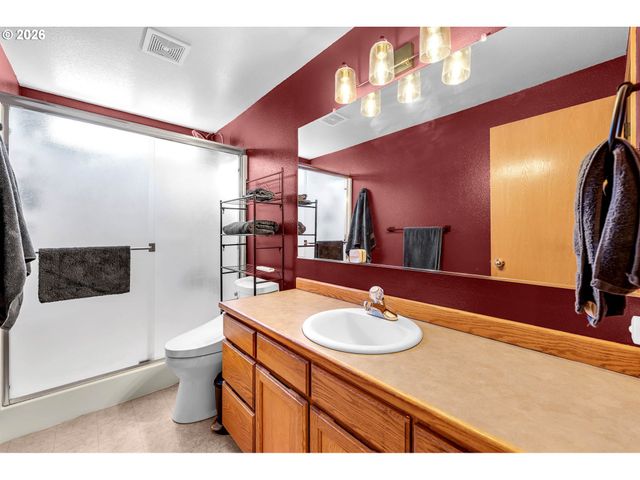 14010 Ne 53RD St, Vancouver, WA 98682