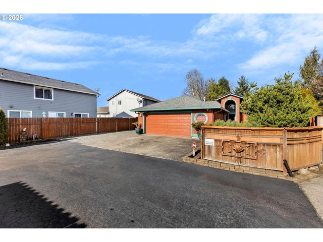 14010 Ne 53RD St, Vancouver, WA 98682