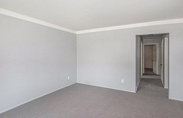 13490 Charlotte Avenue, Warren, MI 48089