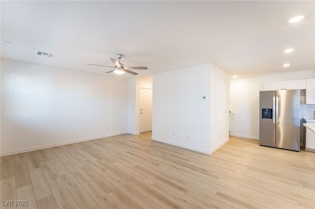 943 Watford Place, Henderson, NV 89011