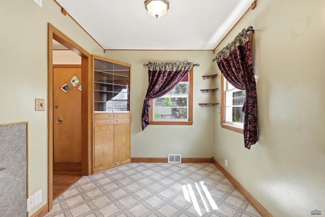 1905 RED DALE DR, Rapid City, SD 57702