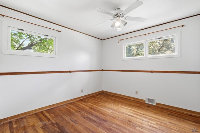 1905 RED DALE DR, Rapid City, SD 57702