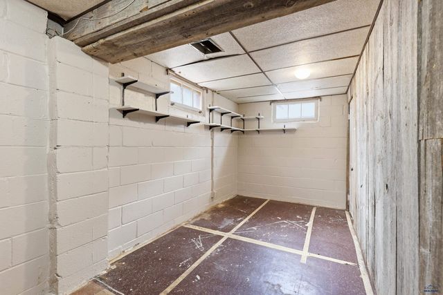 1905 RED DALE DR, Rapid City, SD 57702
