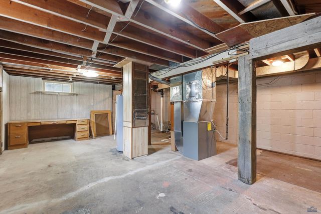 1905 RED DALE DR, Rapid City, SD 57702