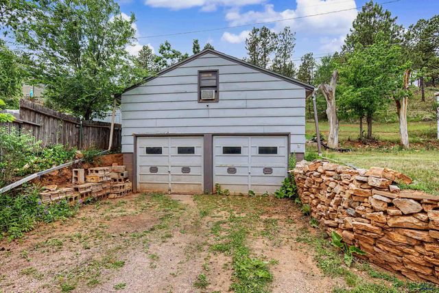 1905 RED DALE DR, Rapid City, SD 57702