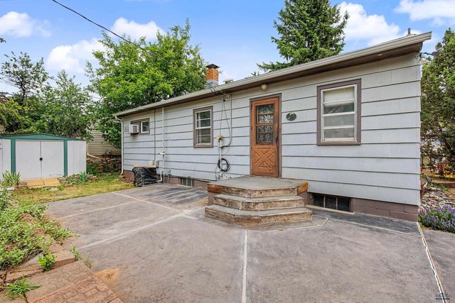 1905 RED DALE DR, Rapid City, SD 57702