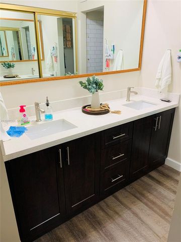 6611 SW 41st Pl 48, Davie, FL 33314