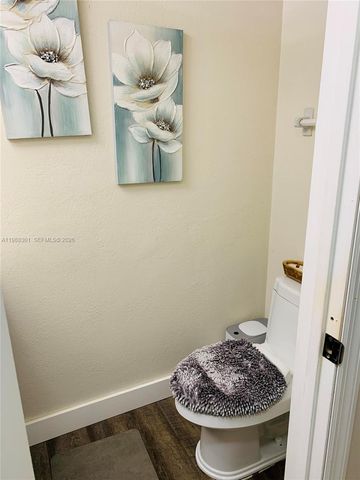 6611 SW 41st Pl 48, Davie, FL 33314