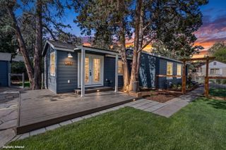 565 SE Woodland Boulevard, Bend, OR 97702