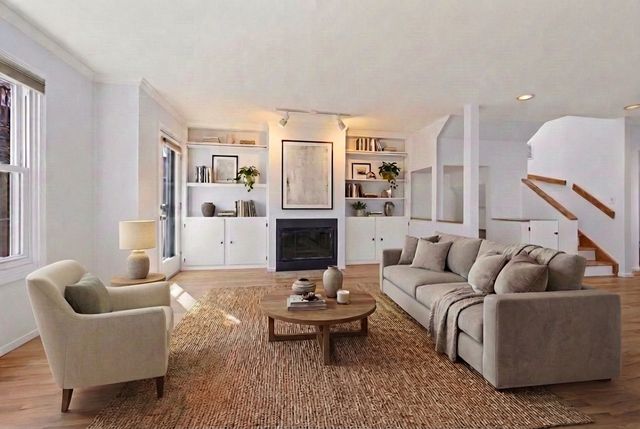 3239 N Kenmore Avenue 5, Chicago, IL 60657