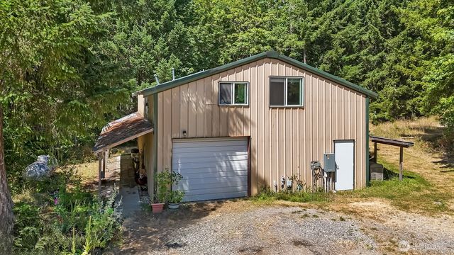 14831 Rainier View Drive SE, Yelm, WA 98597