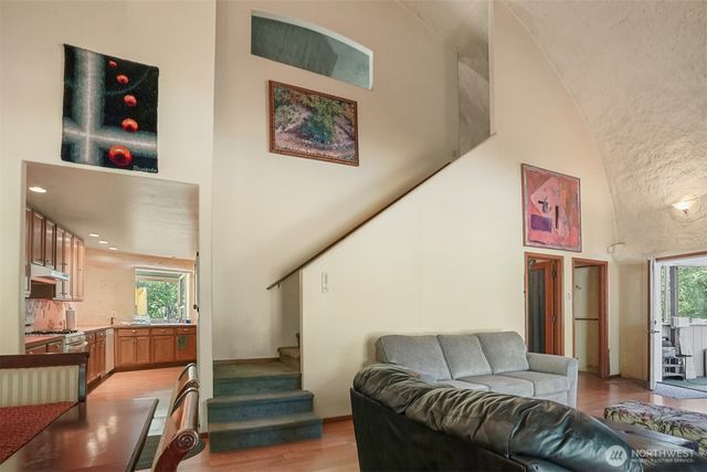 14831 Rainier View Drive SE, Yelm, WA 98597