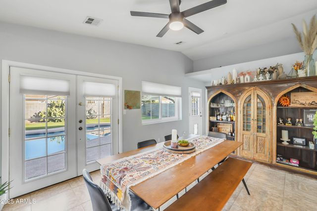 1700 W PAMPA Avenue, Mesa, AZ 85202