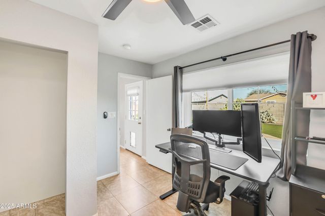 1700 W PAMPA Avenue, Mesa, AZ 85202