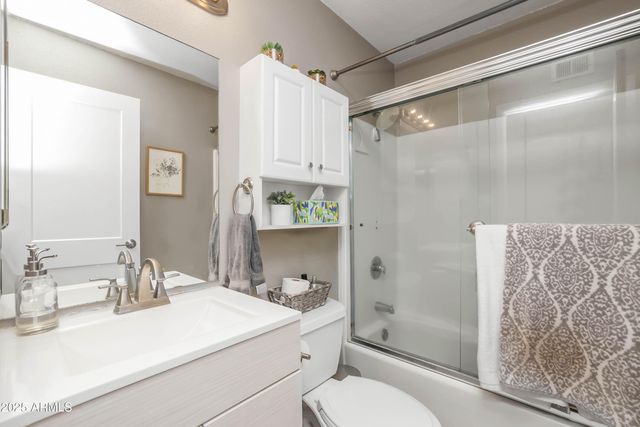 1700 W PAMPA Avenue, Mesa, AZ 85202