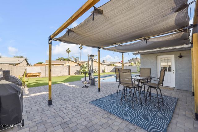 1700 W PAMPA Avenue, Mesa, AZ 85202