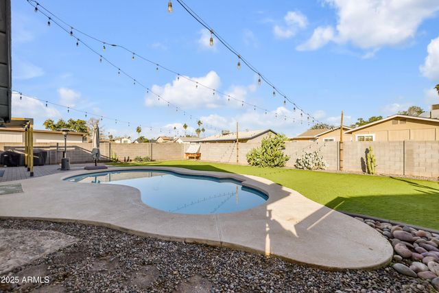 1700 W PAMPA Avenue, Mesa, AZ 85202