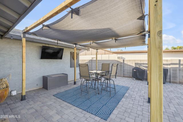 1700 W PAMPA Avenue, Mesa, AZ 85202