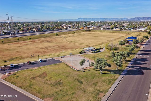 1700 W PAMPA Avenue, Mesa, AZ 85202