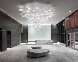 68 SE 6th St 2006, Miami, FL 33131