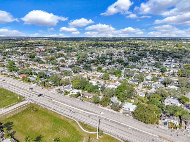 6629 Sheridan St, Hollywood, FL 33024