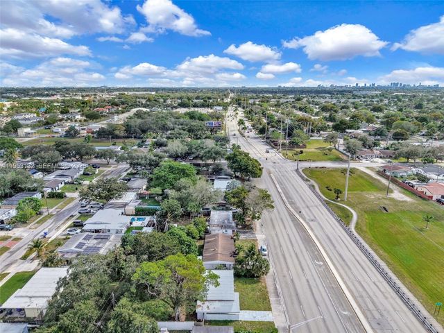 6629 Sheridan St, Hollywood, FL 33024