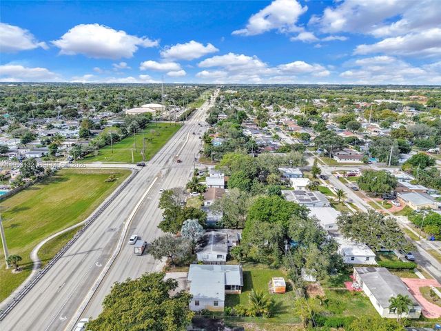 6629 Sheridan St, Hollywood, FL 33024