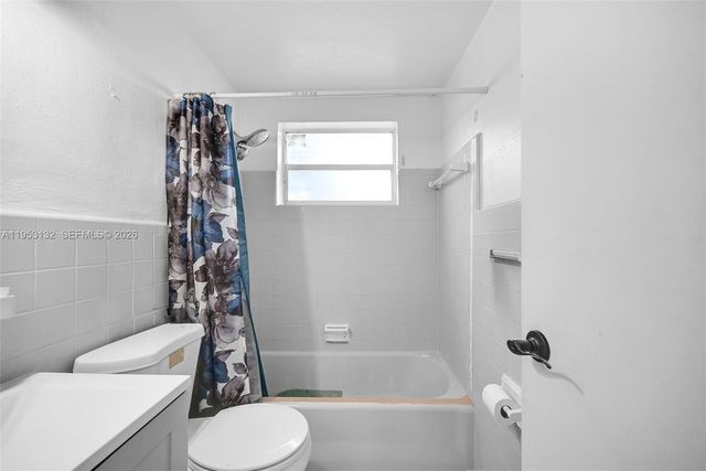 6629 Sheridan St, Hollywood, FL 33024