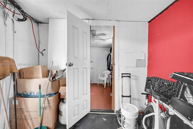 6629 Sheridan St, Hollywood, FL 33024