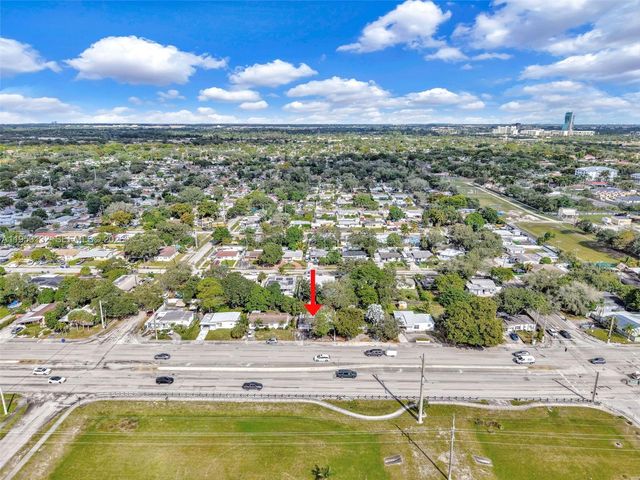 6629 Sheridan St, Hollywood, FL 33024