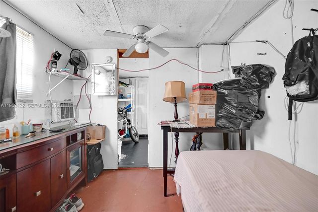 6629 Sheridan St, Hollywood, FL 33024