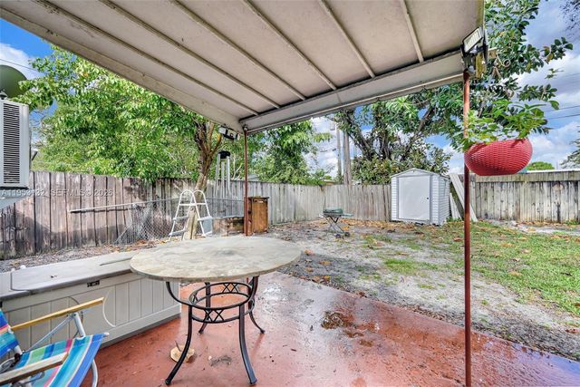 6629 Sheridan St, Hollywood, FL 33024