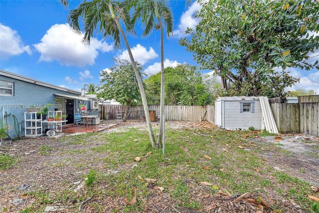 6629 Sheridan St, Hollywood, FL 33024