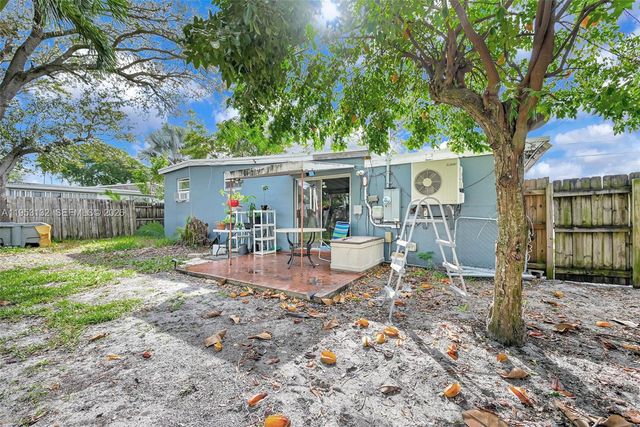 6629 Sheridan St, Hollywood, FL 33024