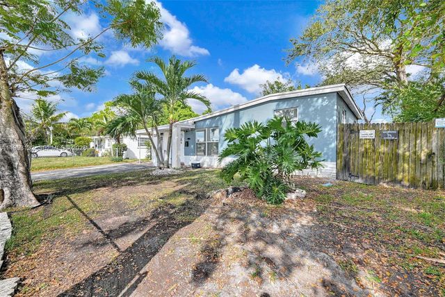 6629 Sheridan St, Hollywood, FL 33024