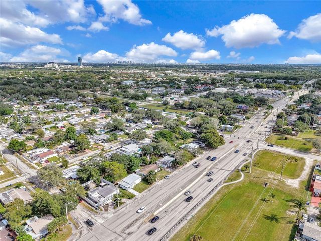 6629 Sheridan St, Hollywood, FL 33024