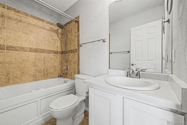 2147 E 103rd Avenue, Denver, CO 80229