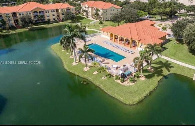 4105 Residence Drive 117, Fort Myers, FL 33901