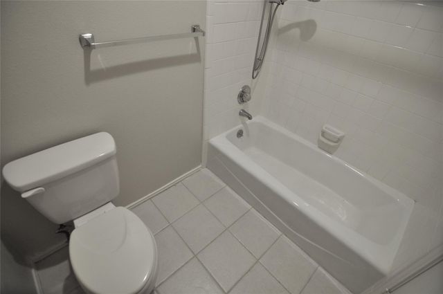 7205 Waldon DR L204, Austin, TX 78750