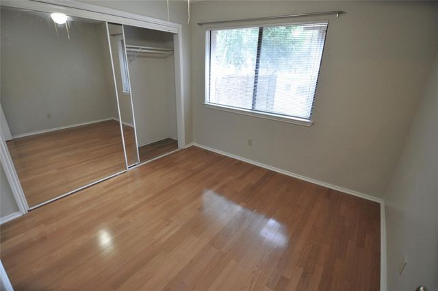 7205 Waldon DR L204, Austin, TX 78750