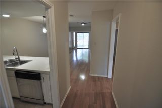 7205 Waldon DR L204, Austin, TX 78750